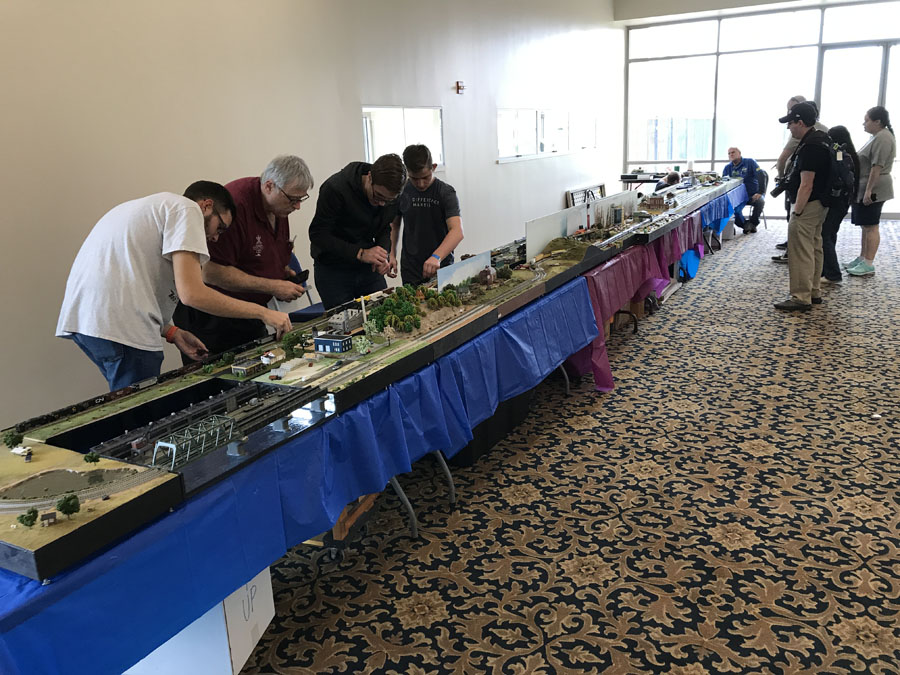 N'Crowd T-TRAK debut at the 2020 Greater Houston Train Show